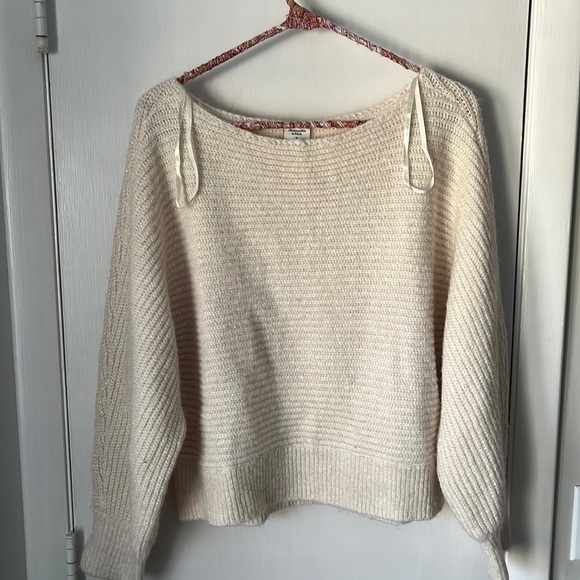 Abercrombie & Fitch Sweater - Picture 1 of 3
